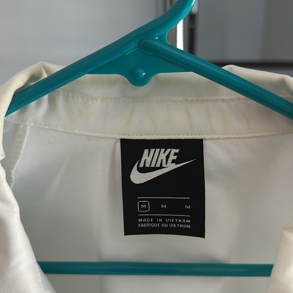 Nike jacket - Picture 11 of 11